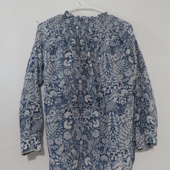 J.Crew Floral and Mermaid Print Pin Tuck Cotton/Silk Blend Top Size 0 - Picture 7 of 14